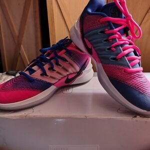 Nike Made By You Sabrina 1 Basketball Shoes W Size 7/ Kids 5.5